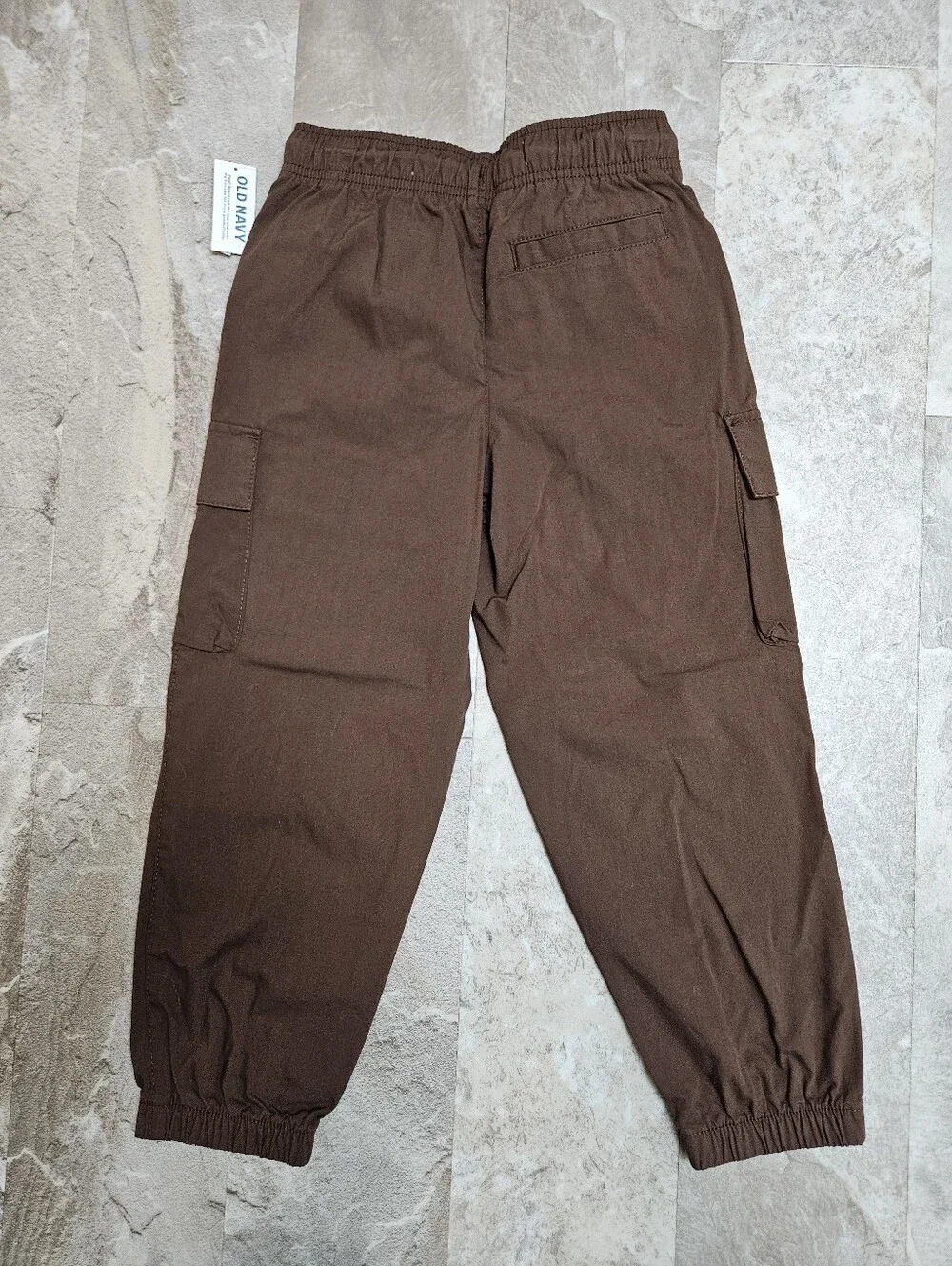 NWT. Kids Cargo Pants. Size S (6-7)